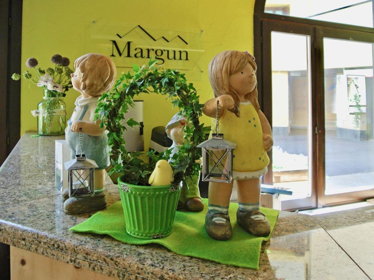 סורליי Apartment Residenza Chesa Margun-61 By Interhome מראה חיצוני תמונה